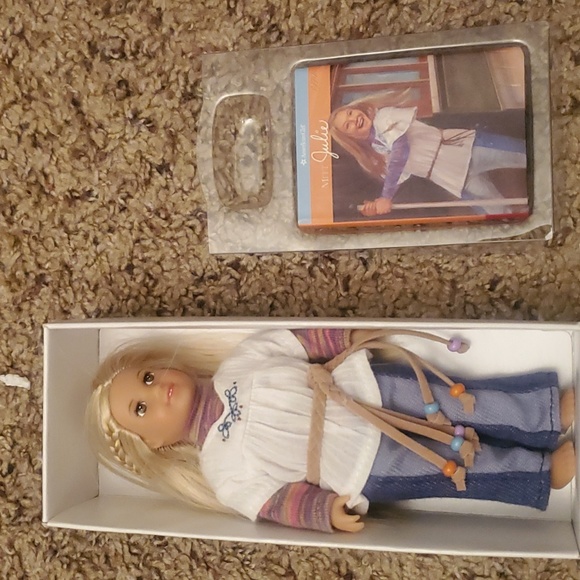 5 mini American Girl vintage collectible dolls - Picture 5 of 8